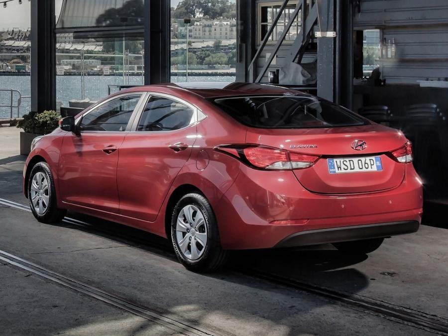  Hyundai Elantra 2014 года  (AU) (фото 2 из 22)